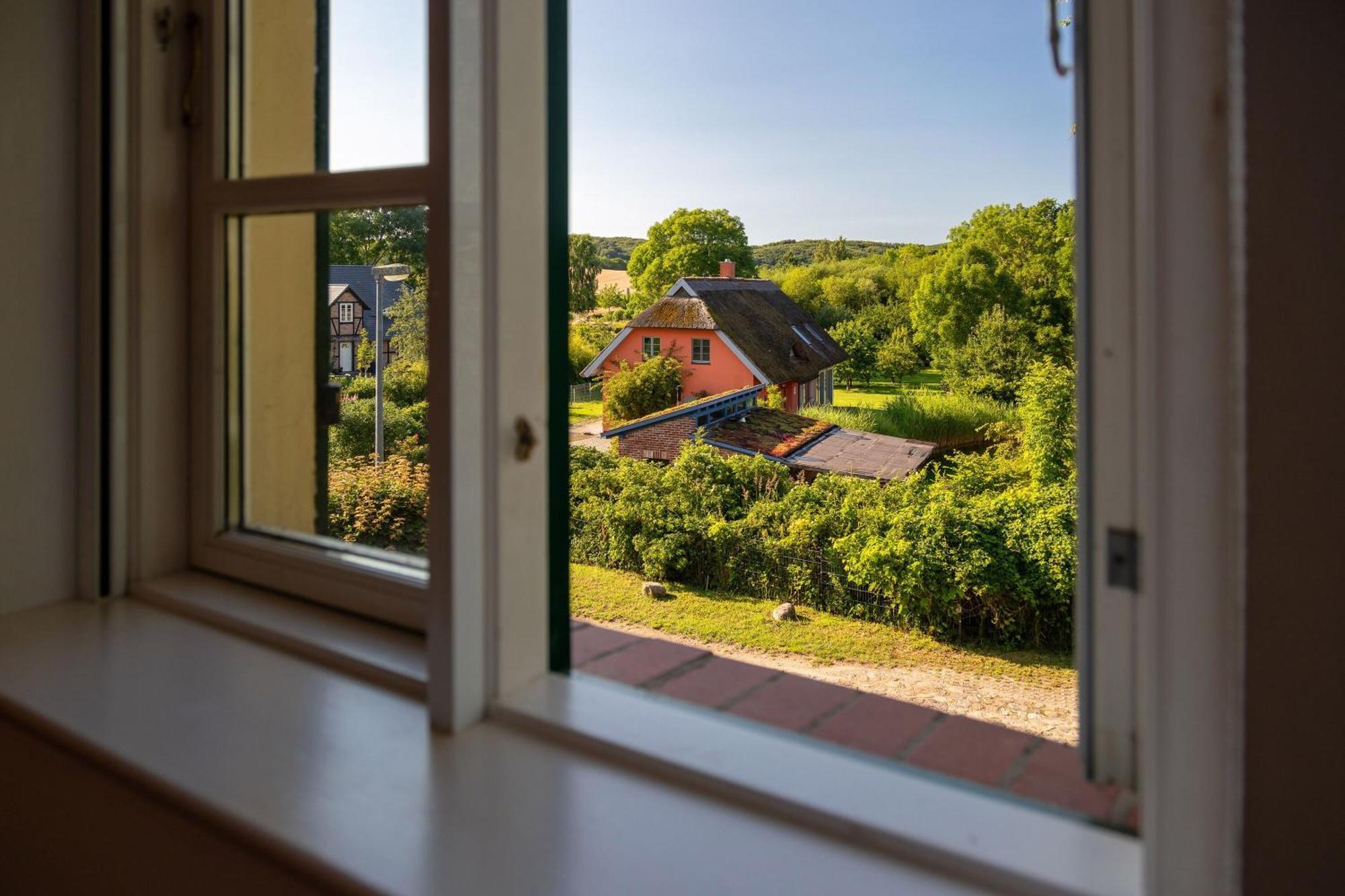 Ferienhaus Preetz 1A - Idylle Unter Reet Burtevitz Exteriör bild