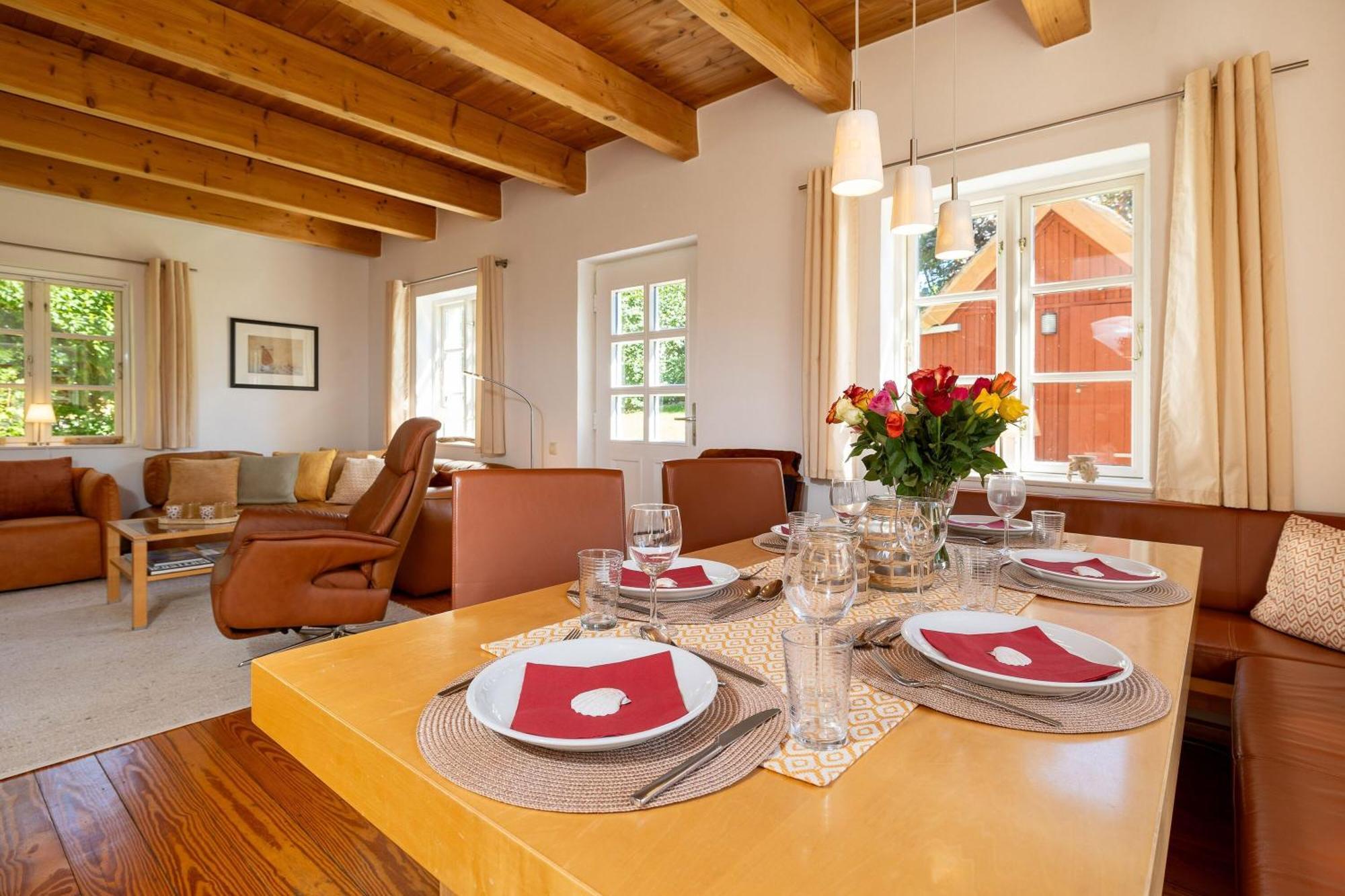 Ferienhaus Preetz 1A - Idylle Unter Reet Burtevitz Exteriör bild