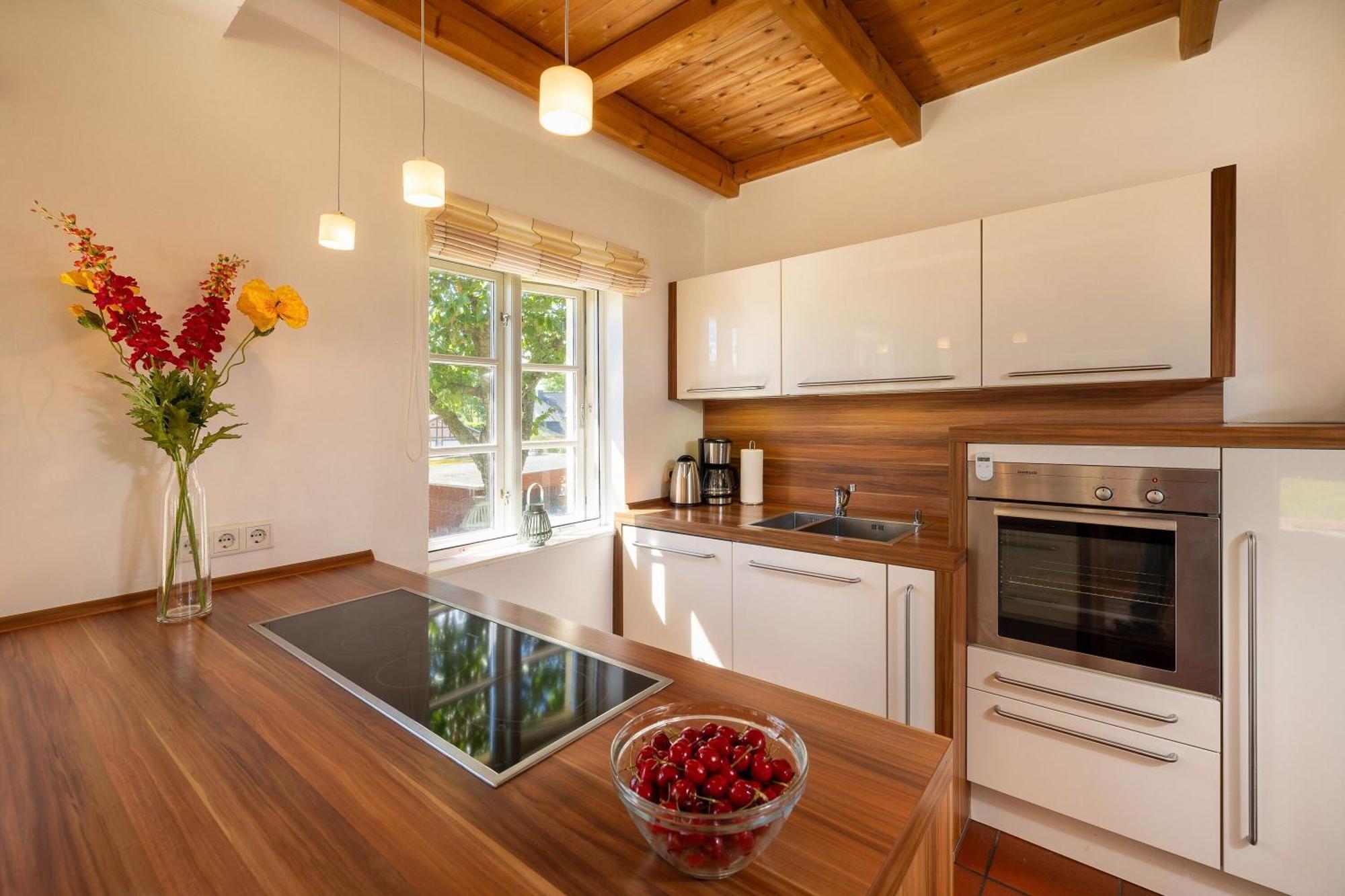 Ferienhaus Preetz 1A - Idylle Unter Reet Burtevitz Exteriör bild