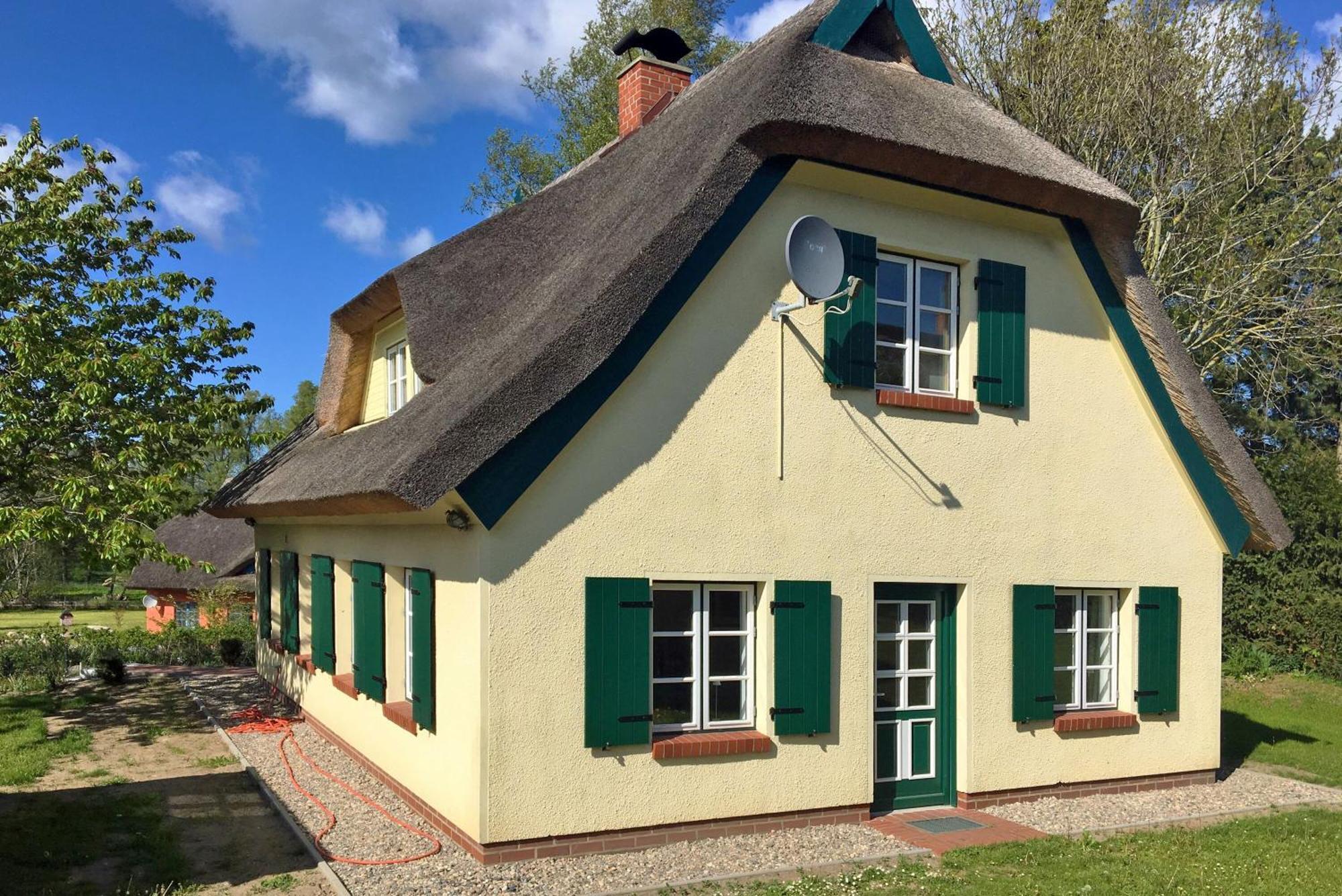 Ferienhaus Preetz 1A - Idylle Unter Reet Burtevitz Exteriör bild