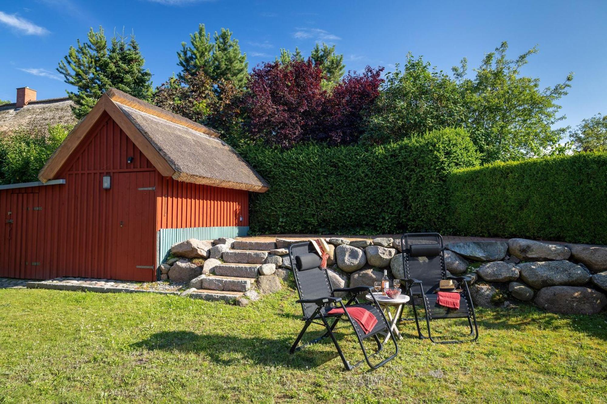 Ferienhaus Preetz 1A - Idylle Unter Reet Burtevitz Exteriör bild