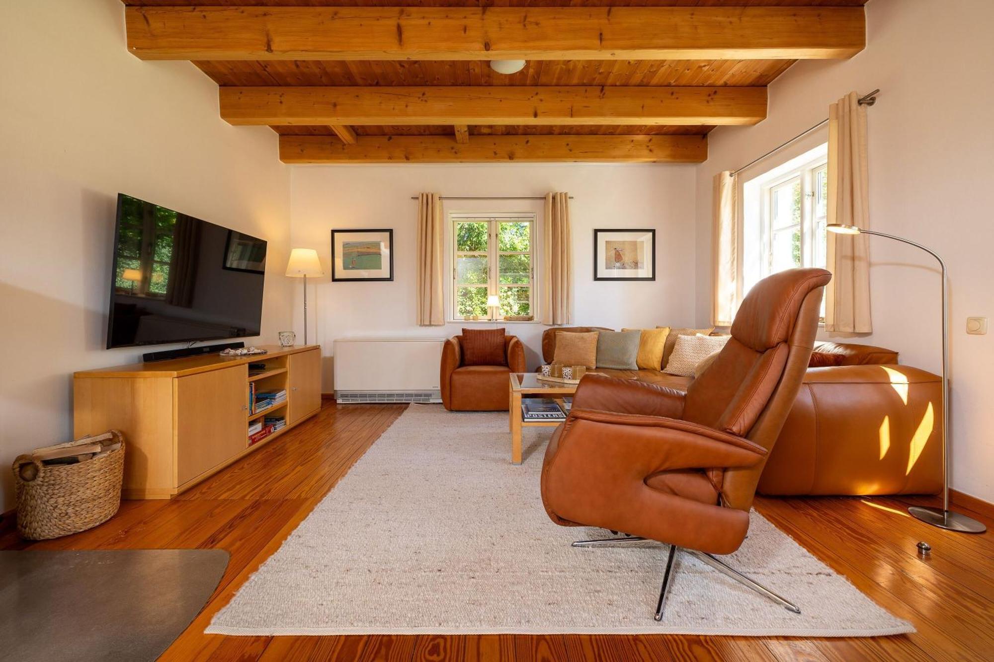 Ferienhaus Preetz 1A - Idylle Unter Reet Burtevitz Exteriör bild